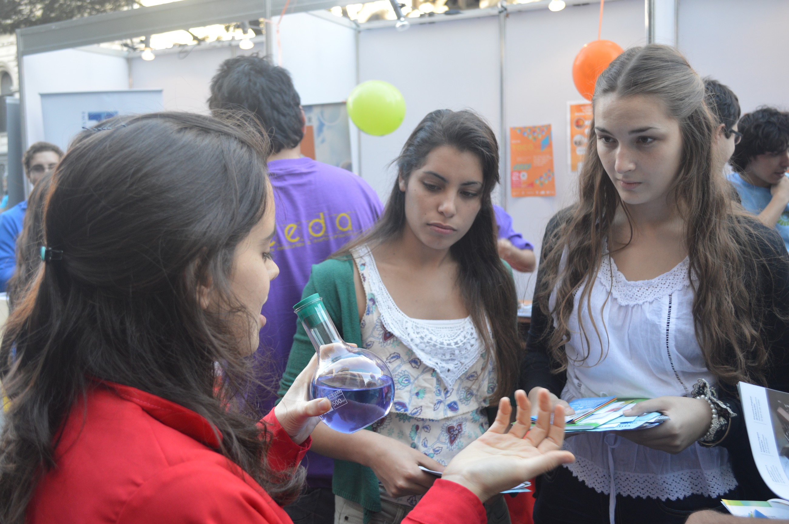 Science communication with an audience